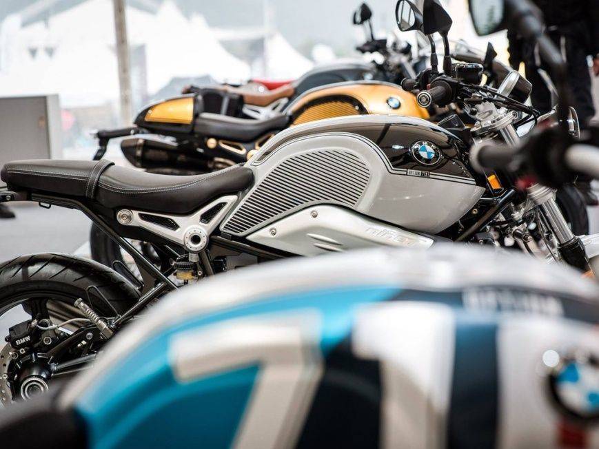 BMW DLAŽDICE - skladem a ihned k odběru