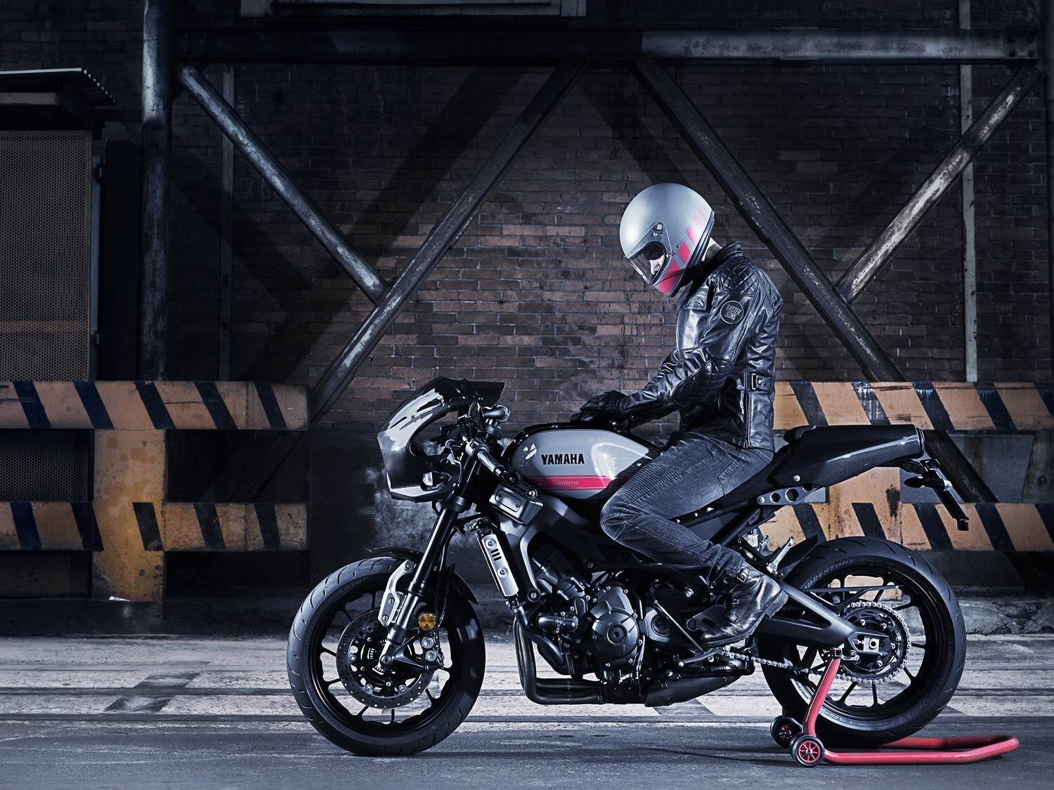 UŽ JE TU! Limitovaná edice Yamaha XSR 900 Abarth v našem Motocentru