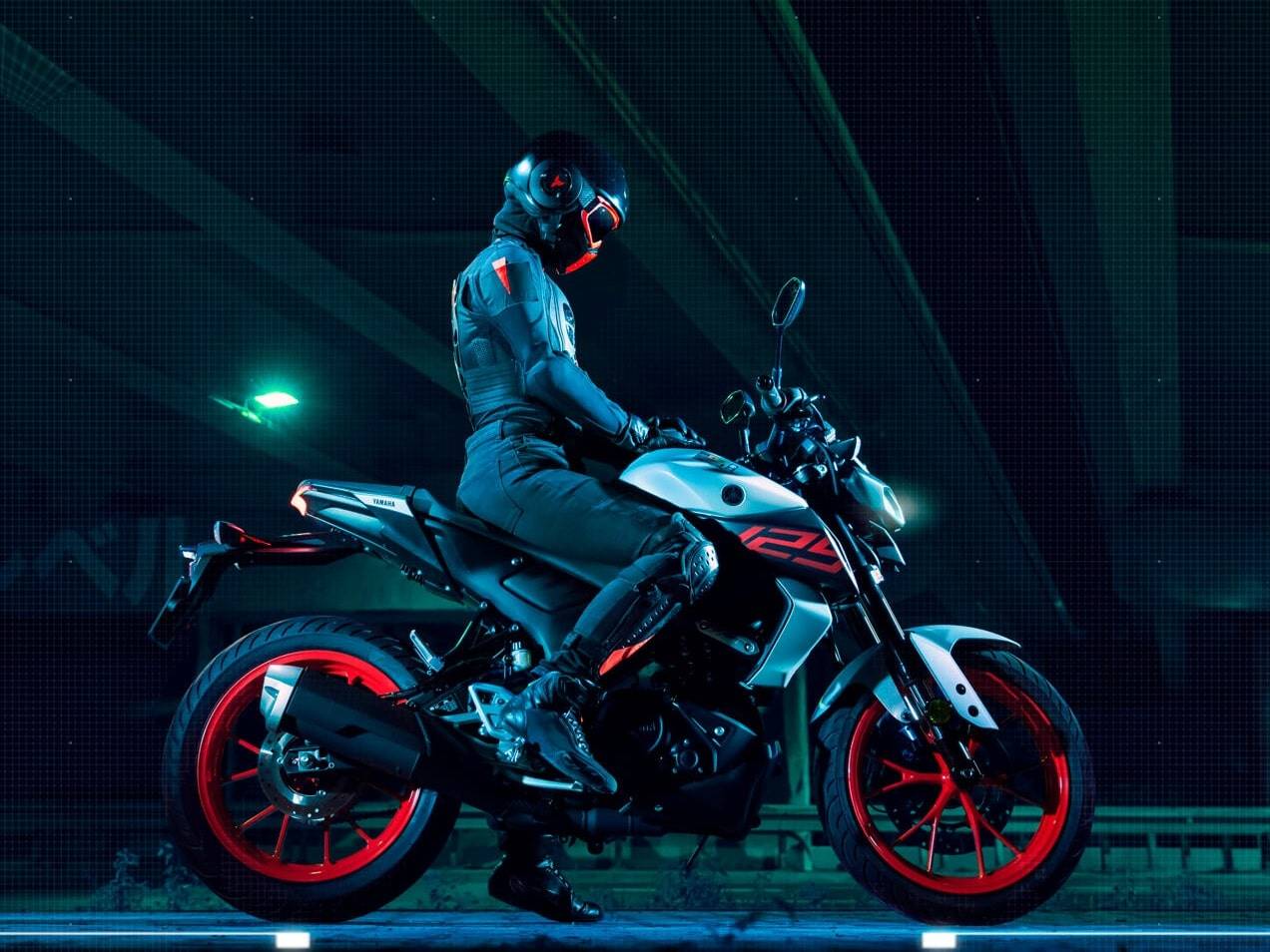 YAMAHA MT-125 Temnota je další úrovní